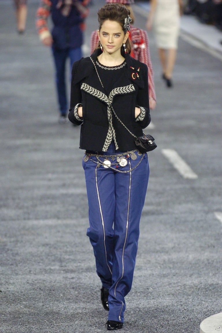 Chanel Size Fall 2004 Runway Black and White Vintage Tweed Jacket