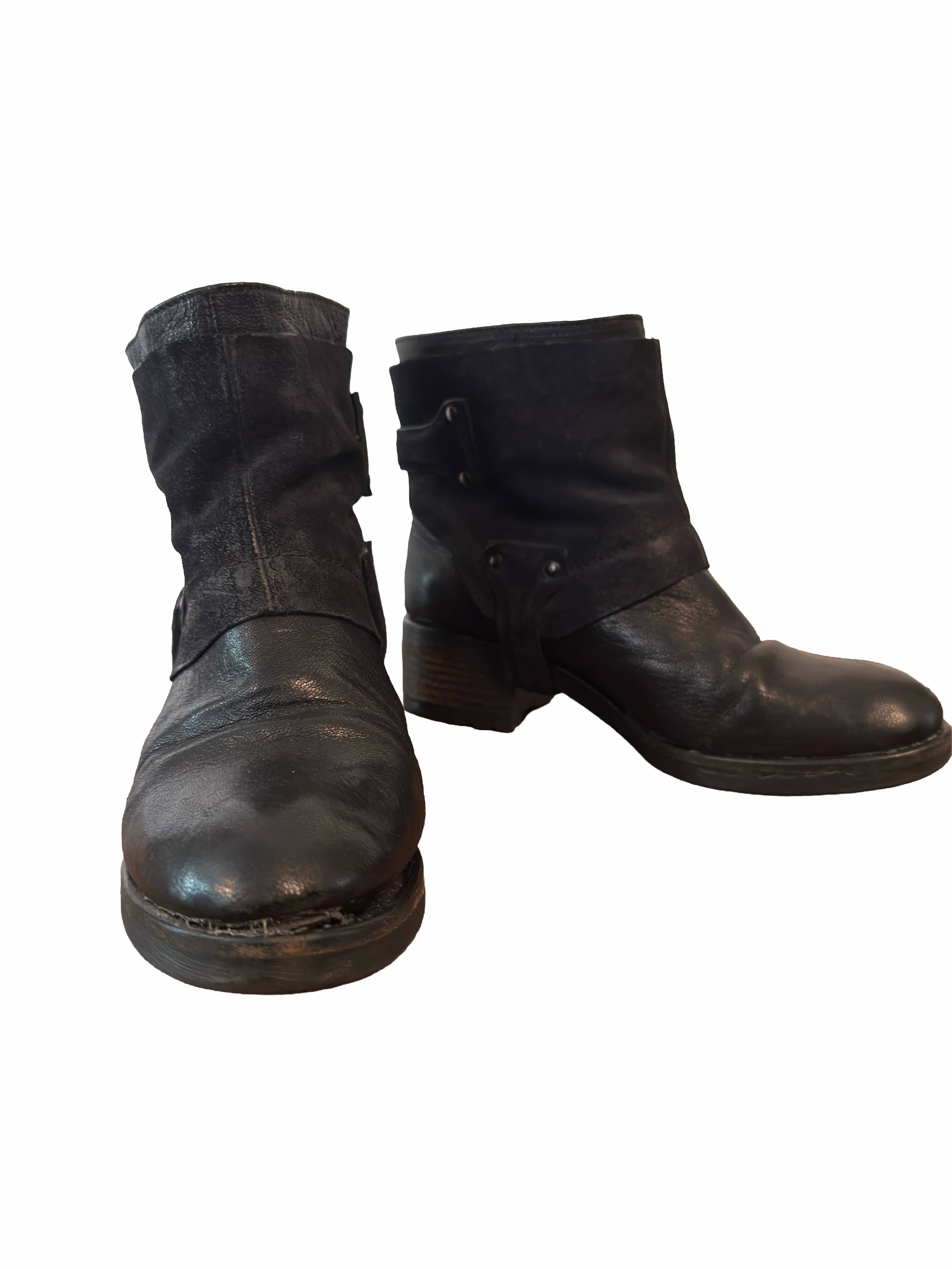 Vera Wang Black Leather Ankle Moto Boots